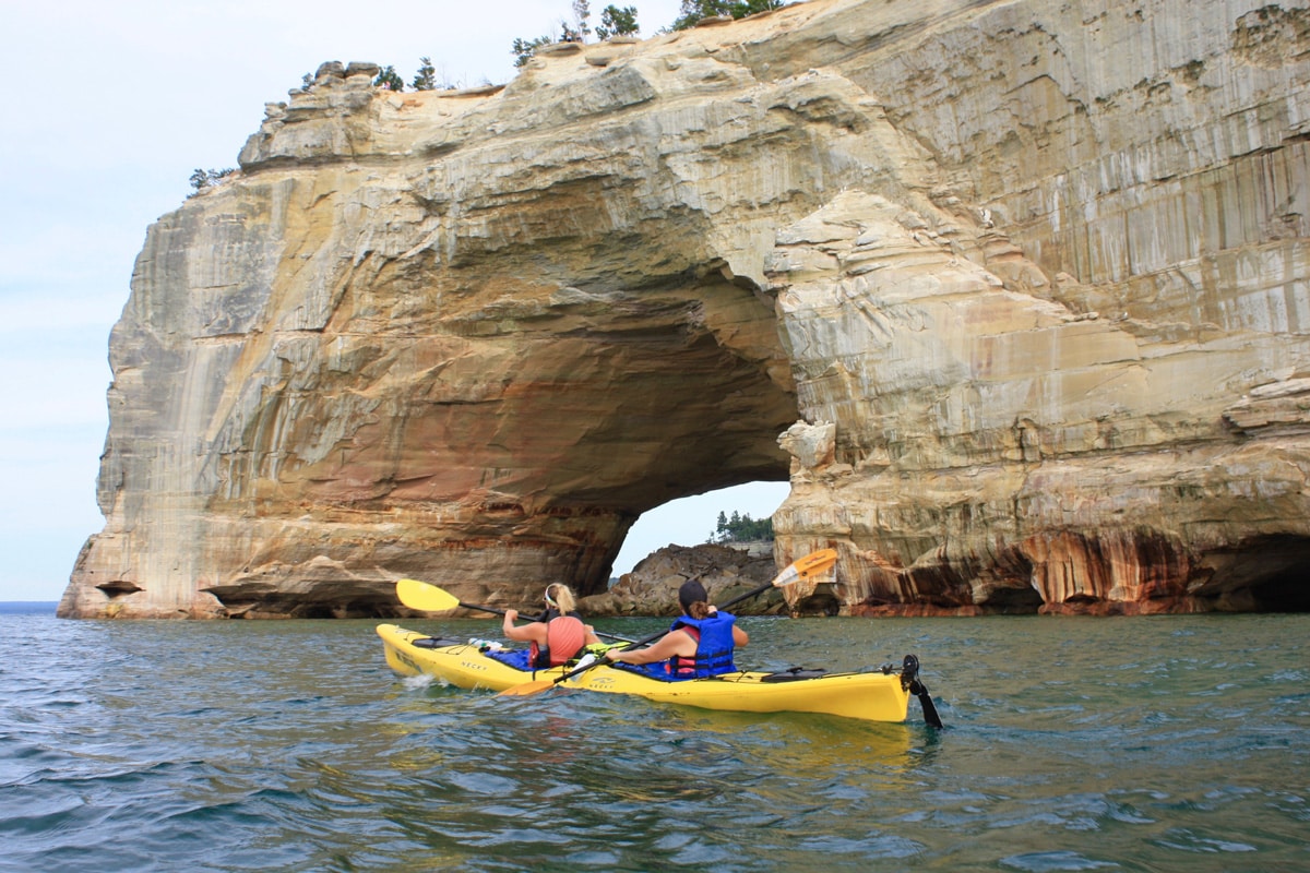 pictured rocks boat tour companies