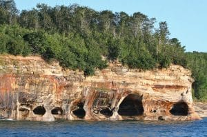 pictured rocks kayak tours munising