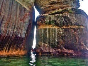 best pictured rocks kayak tour