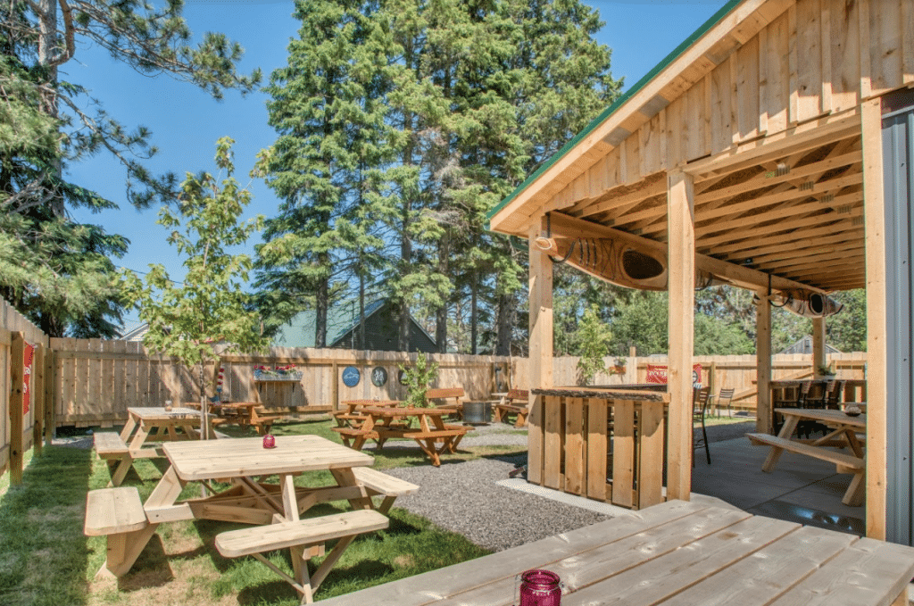 Duck Pond Eatery, Munising Michigan