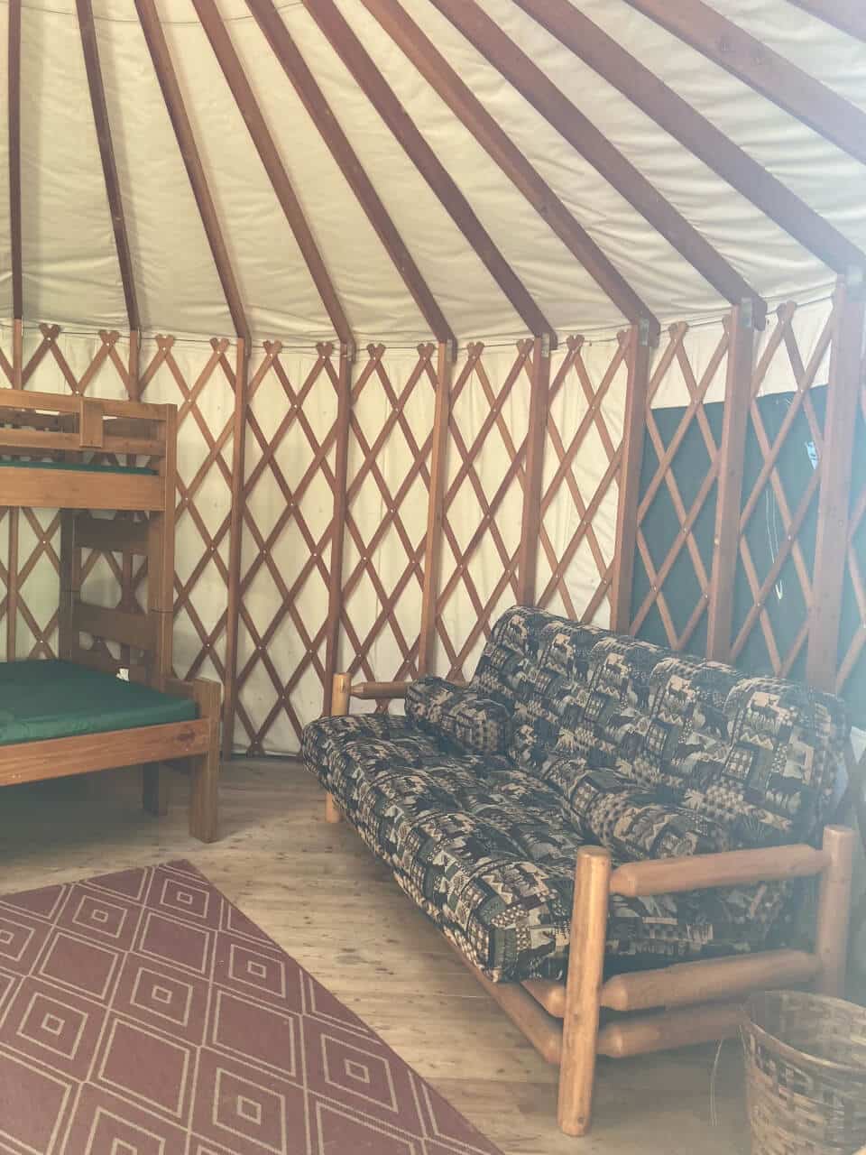 paddlers-village-yurt-interior-02