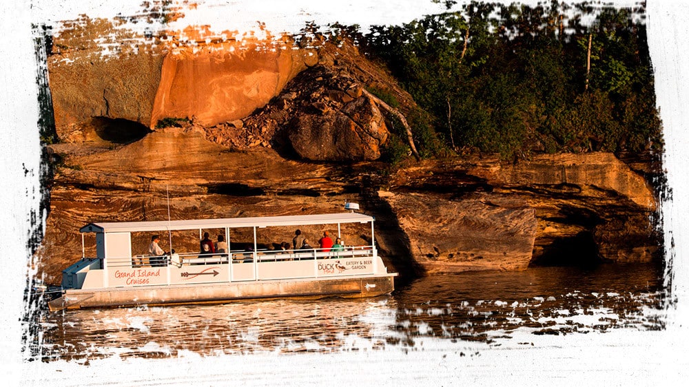 grand-island-boat-tour-at-sunset-decorated-border