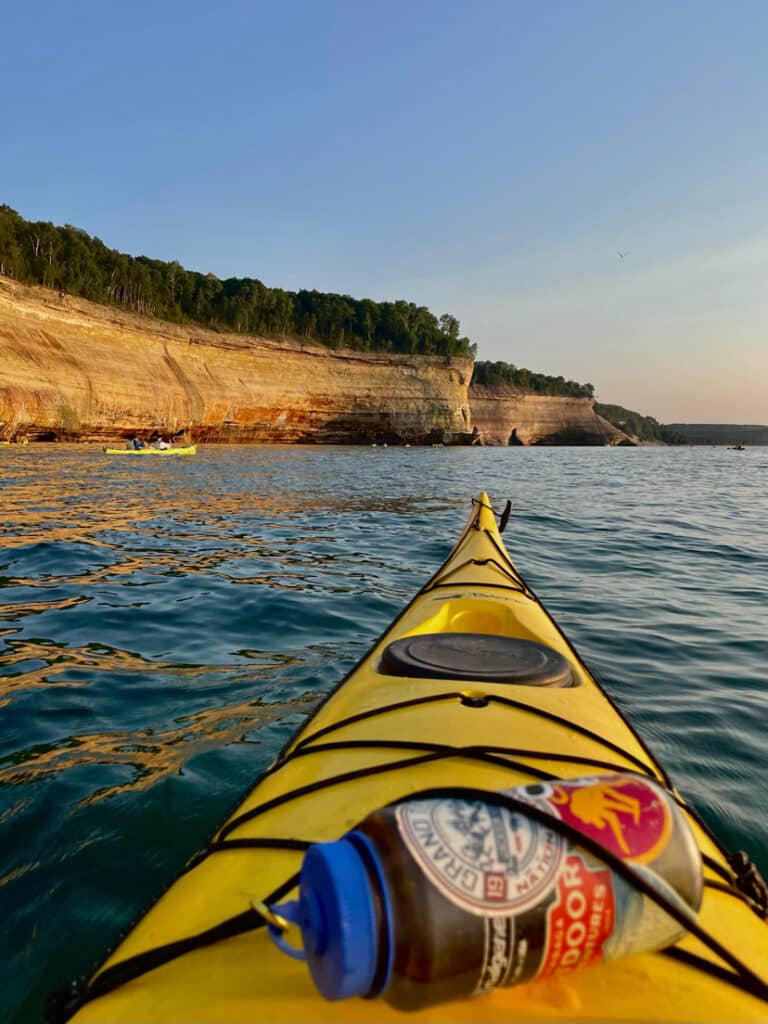 Kayak Pictured Rocks Mi Why Kayaking is the Ultimate Way to Explore Pictured Rocks National ...